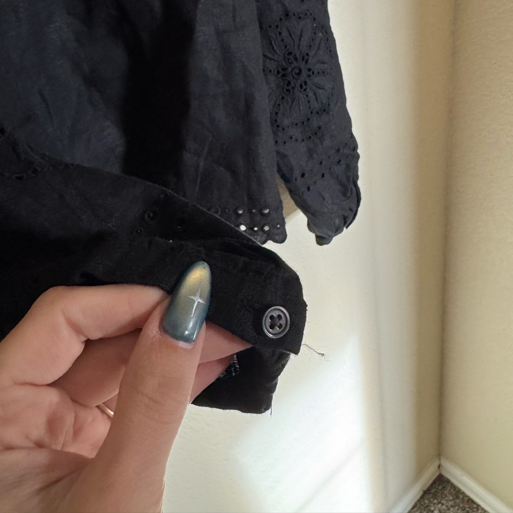 J. Crew Bungalow embroidered eyelet long sleeve linen top size large in black - Picture 7 of 7